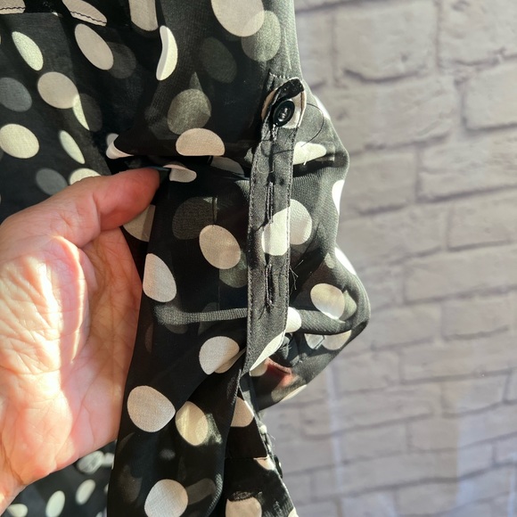 Free People Black Polka Dot Adjustable Sleeves Blouse - See Measurements!! - Picture 11 of 14
